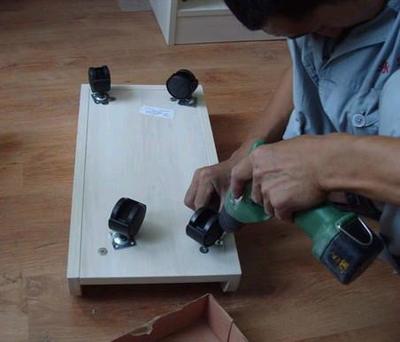 家具安装_家具安装供货商_供应浦东南路配送家具上门安装维修各种板式、欧式等等家具_家具安装价格_上海星鑫家具安装公司